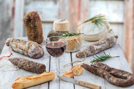 Organiser un buffet traiteur &agrave; Vittel : guide et conseils